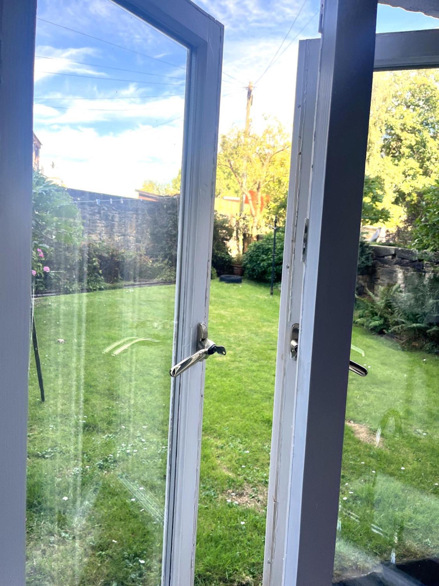 Spacious New Town Garden Flat Apartamento Edimburgo