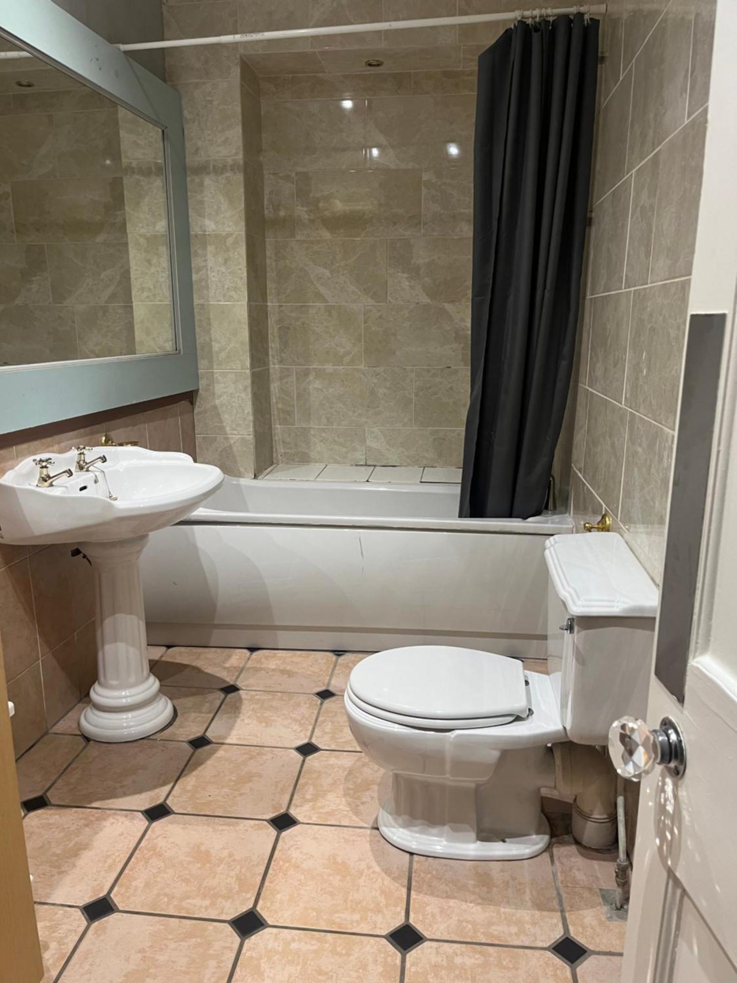 Apartamento Spacious New Town Garden Flat