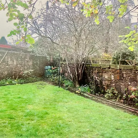 Spacious New Town Garden Flat Edinburgh Exterior photo