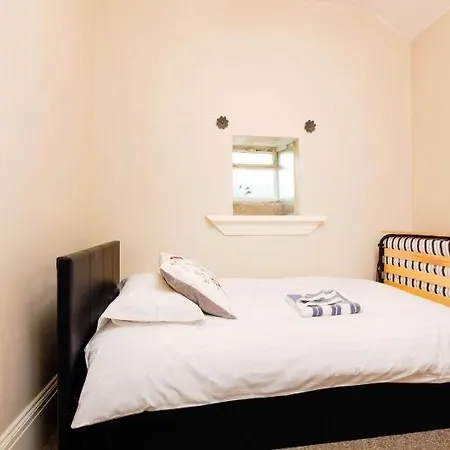 Spacious New Town Garden Flat Edinburgh Exterior photo