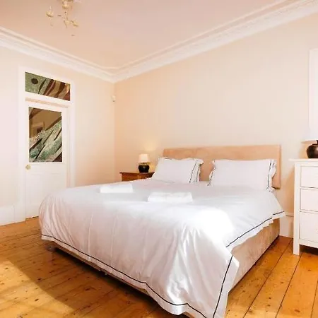 Spacious New Town Garden Flat Edinburgh Exterior photo